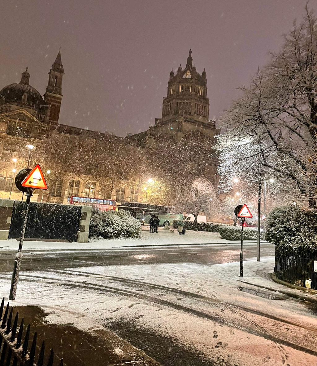 December 2022 | Snowy London